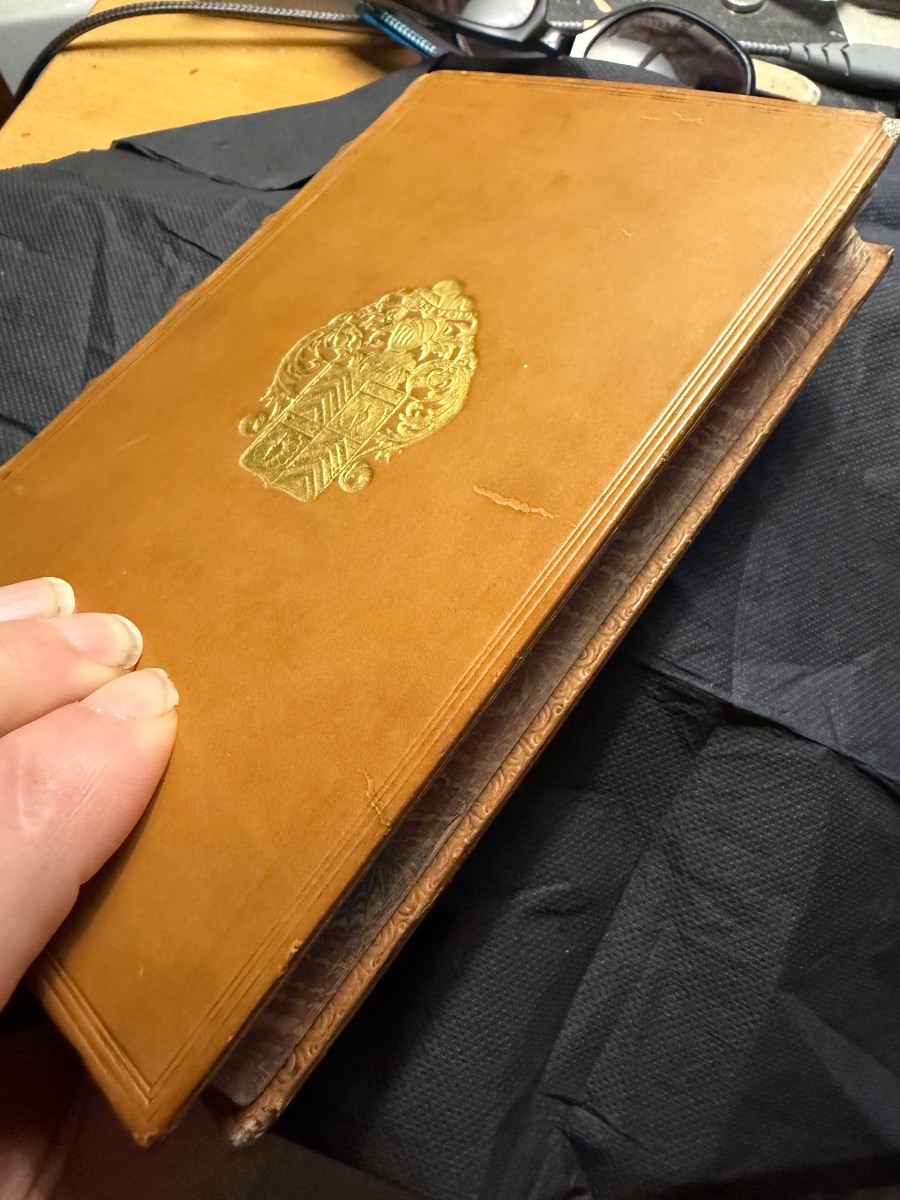 1  Vol Armes Guillaume Pavée de Vendeuvre :"Essais sur la Philosophie et la Religion" E Saisset-photo-8