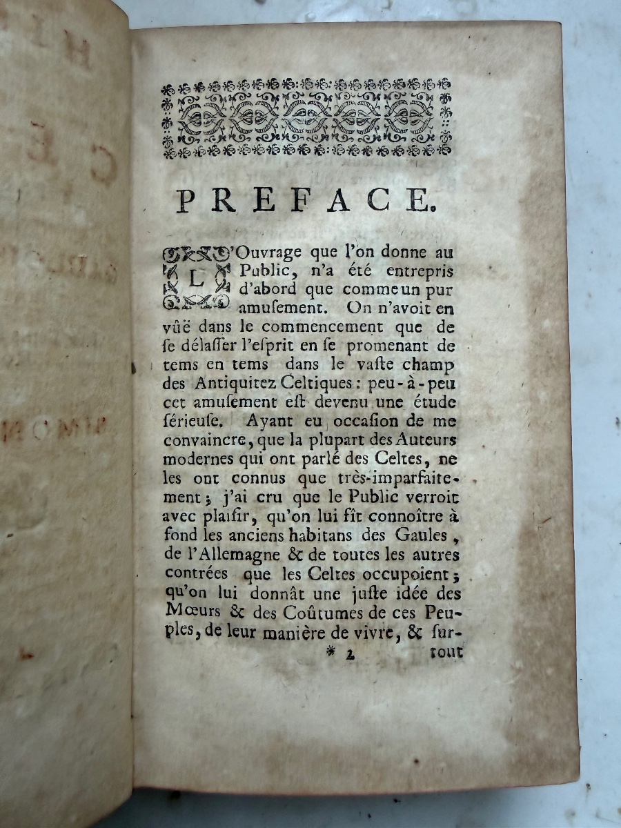 Histoire des Celtes et particulièrement des Gaulois et des Germains , par Simon Pelloutier 1740-photo-1