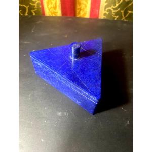 Boite  à Dés  Triangulaire En Lapis Lazuli Des Années "30" Et Six Dés En Pierre Semi Précieuse 