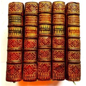 In A Rich Red Morocco Spine Binding "history Of The Ottoman Empire" By Sagrédo 1724.