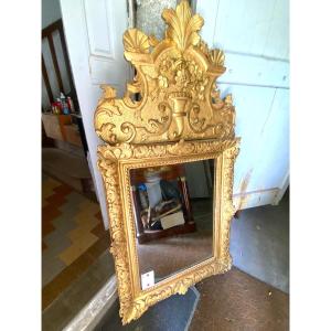Important Regency Period Pediment Mirror In Richly Carved Gilded Wood With A Cornucopia