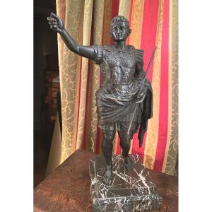 Beautiful Patinated Solid Bronze Of Emperor Caesar Standing Bust In Armor Thumb Raised Late 19th Century Base