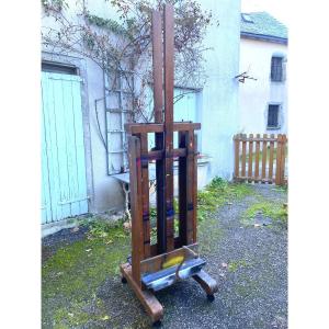 Géant Chevalet de Peintre en chêne XIXème bifaces a manivelle de" Paul Delvaux ", Peintre Belge