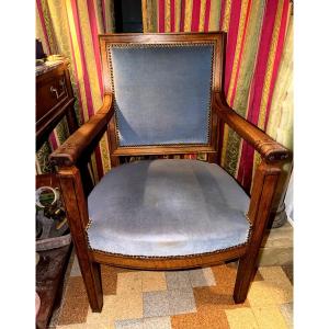 Elégant fauteuil style Directoire en merisier accotoirs droits en merisier et filets d'amarante