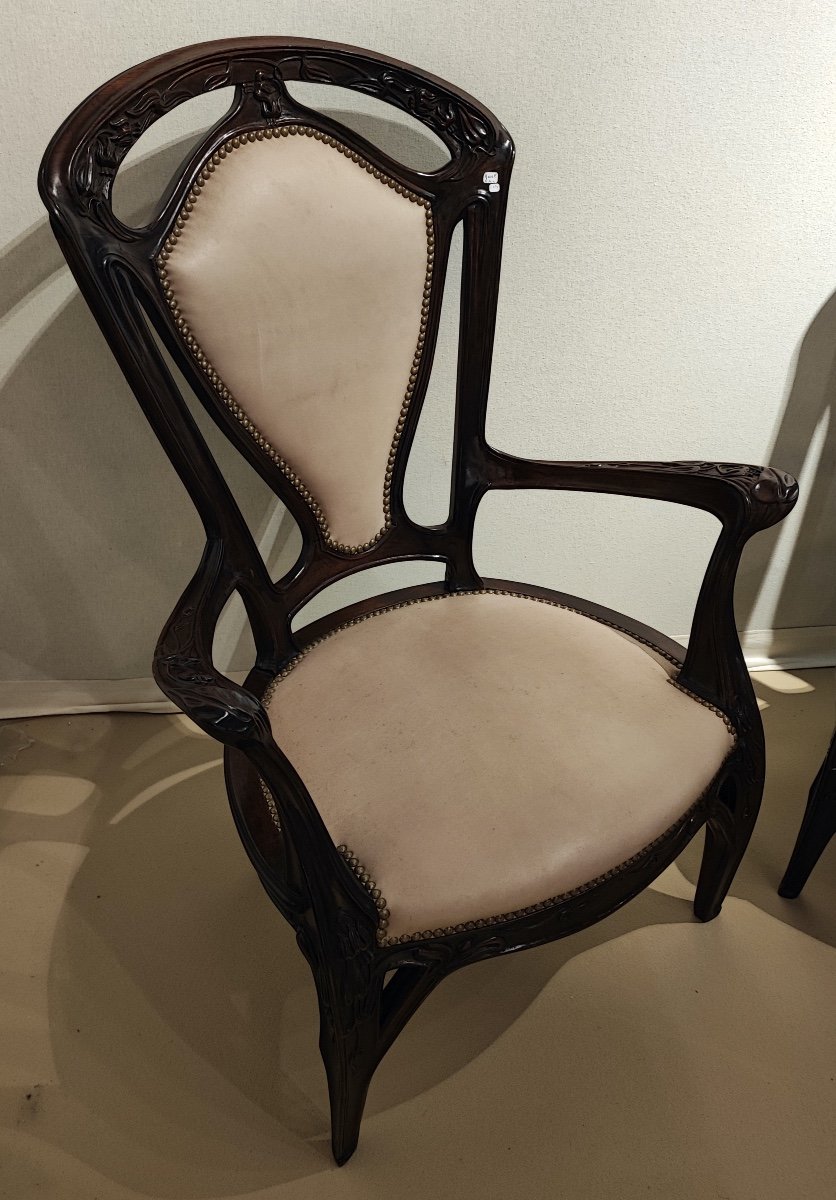 Exceptionnelle paire de fauteuils Gruber en acajou à décor de motifs floraux-photo-4