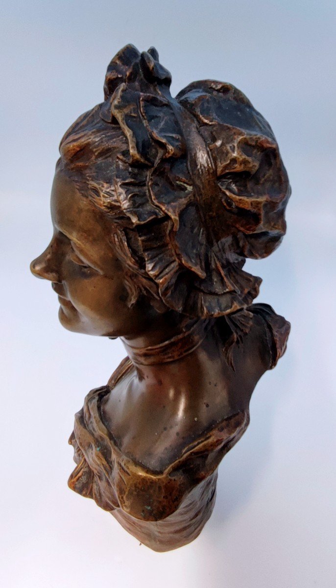 Georges Van Der Straeten - Bronze "marinette" The Young Woman With The Bow Tie  -photo-4
