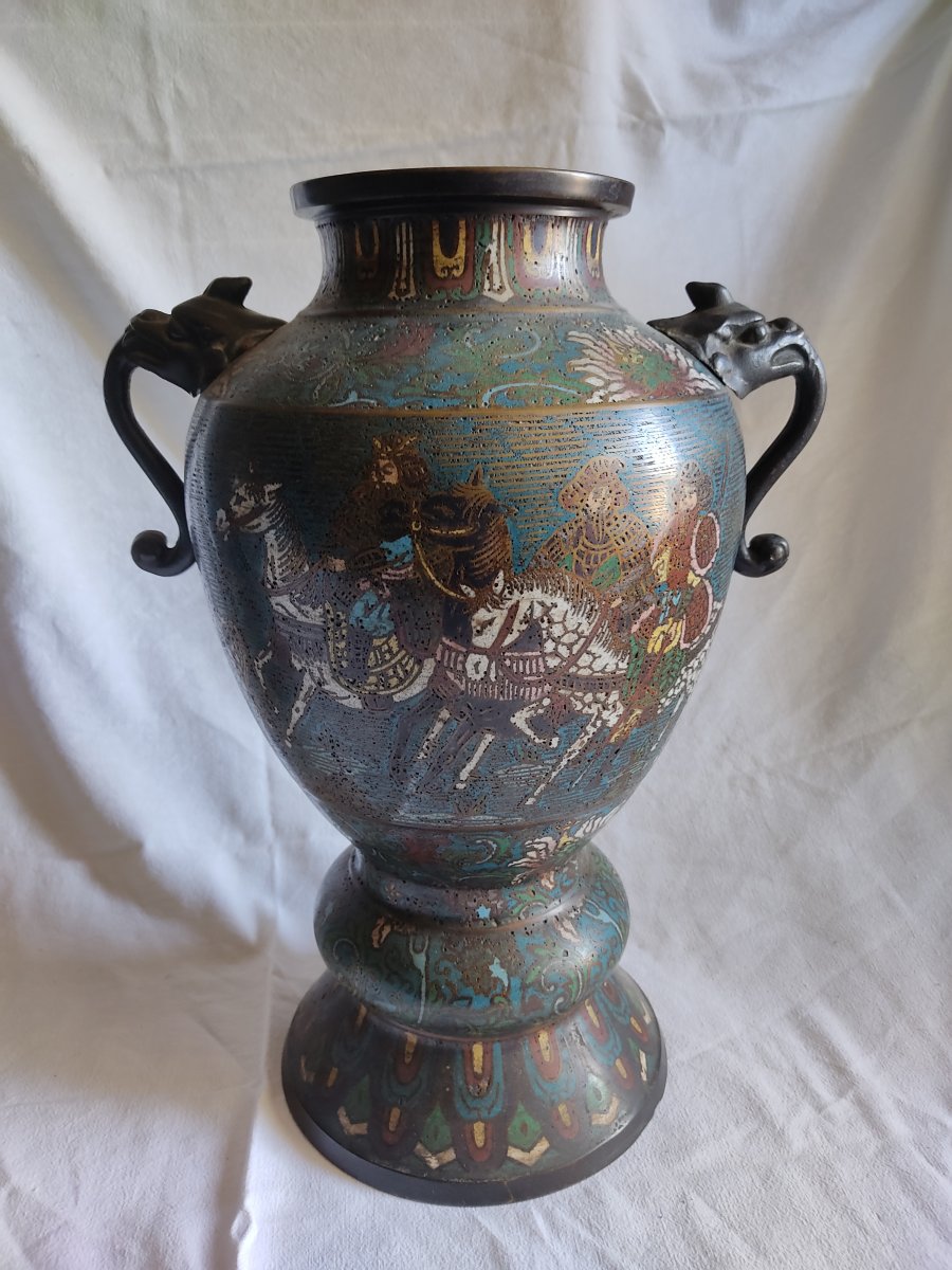 Paire de Vases Asiatique en bronze cloisonné à décor de Cavalier avec cachet-photo-2
