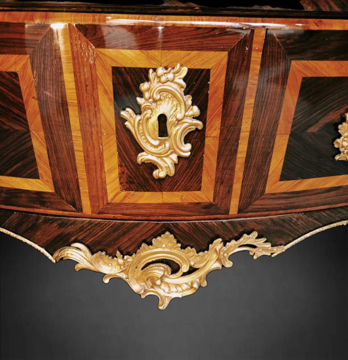 Commode Tombeau, époque Louis XV, France XVIII Siècle-photo-3