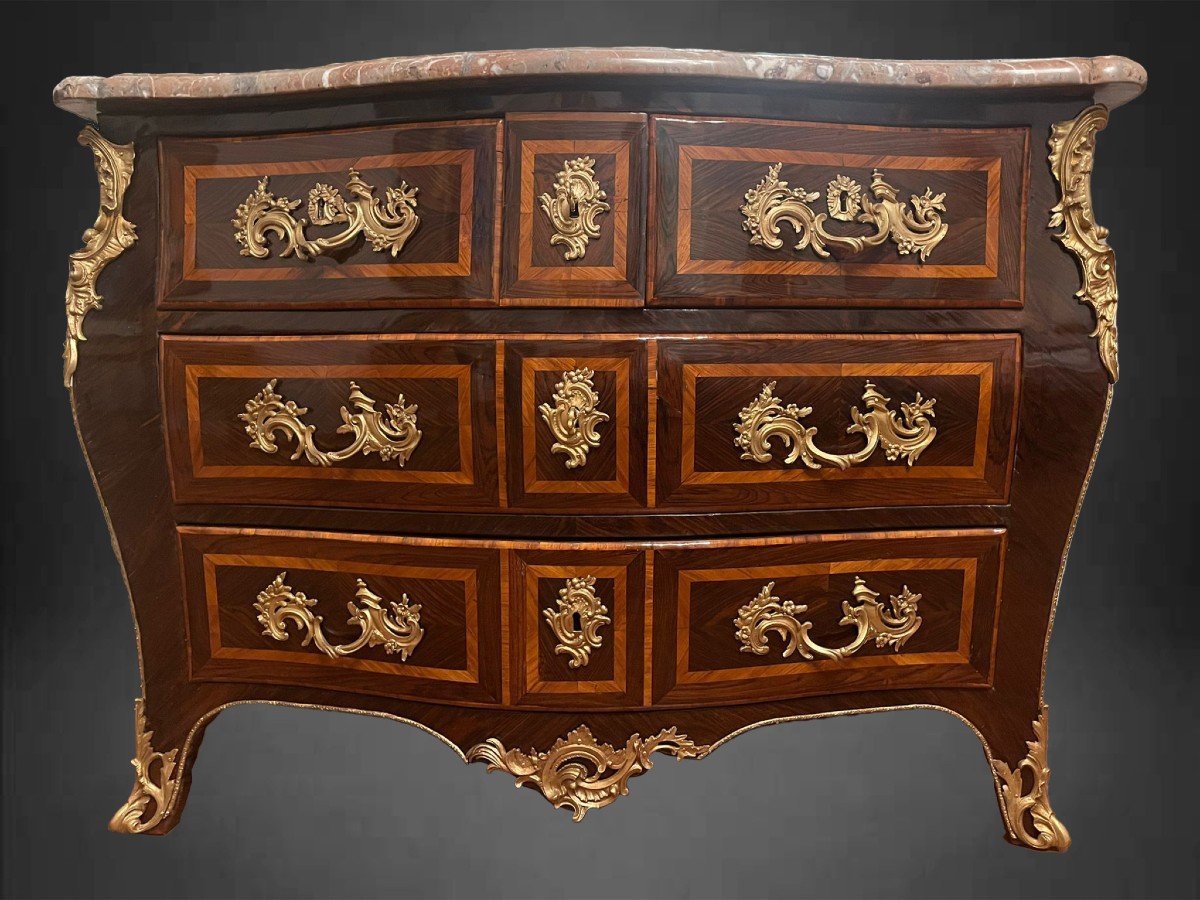 Commode Tombeau, époque Louis XV, France XVIII Siècle