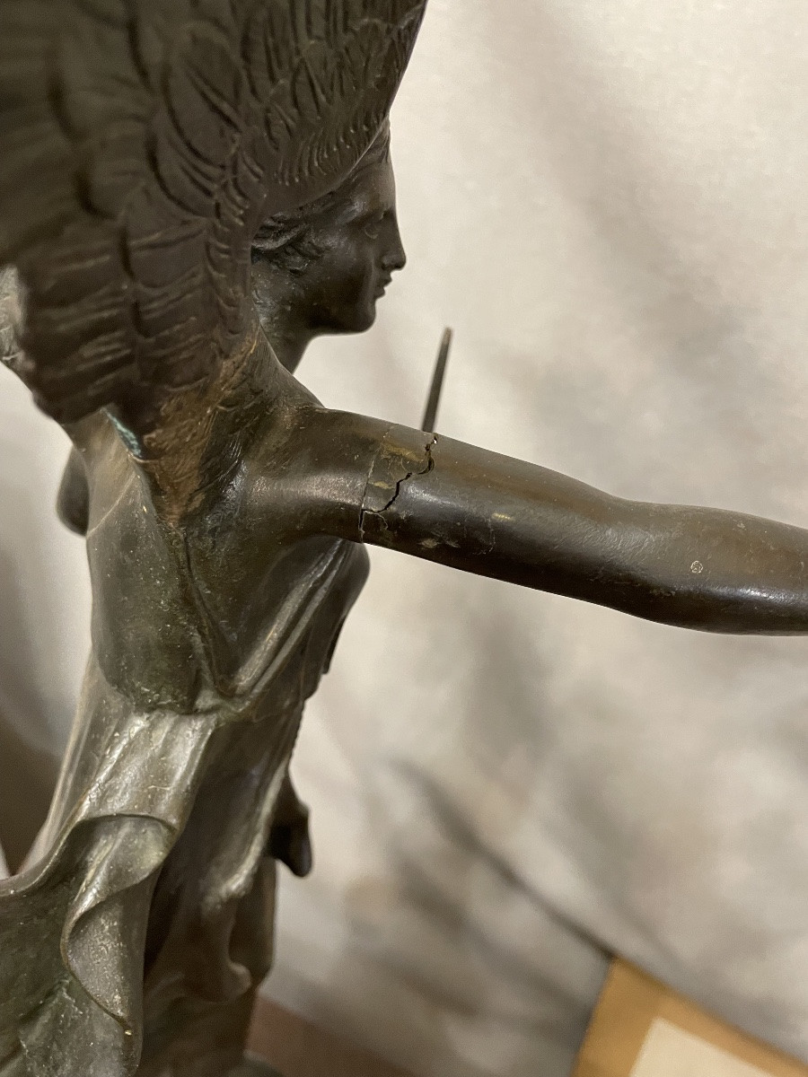 Winged Victory In Bronze, 20th Century-photo-4