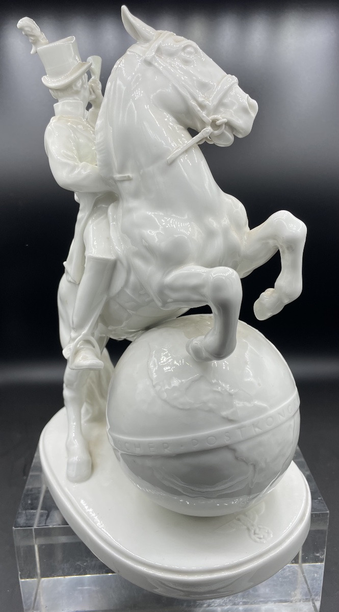 Figurine équestre d'un postillon en porcelaine allemande, XXe siècle-photo-3