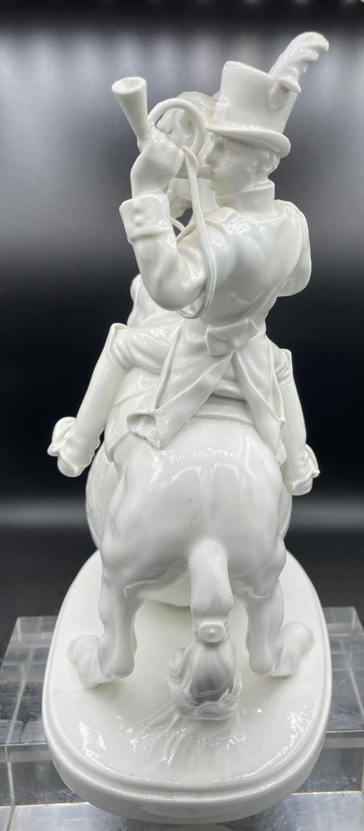 Figurine équestre d'un postillon en porcelaine allemande, XXe siècle-photo-1