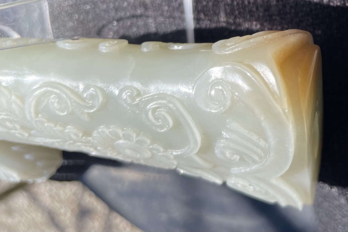 19th-century Mughal Jade Dagger Handle-photo-7