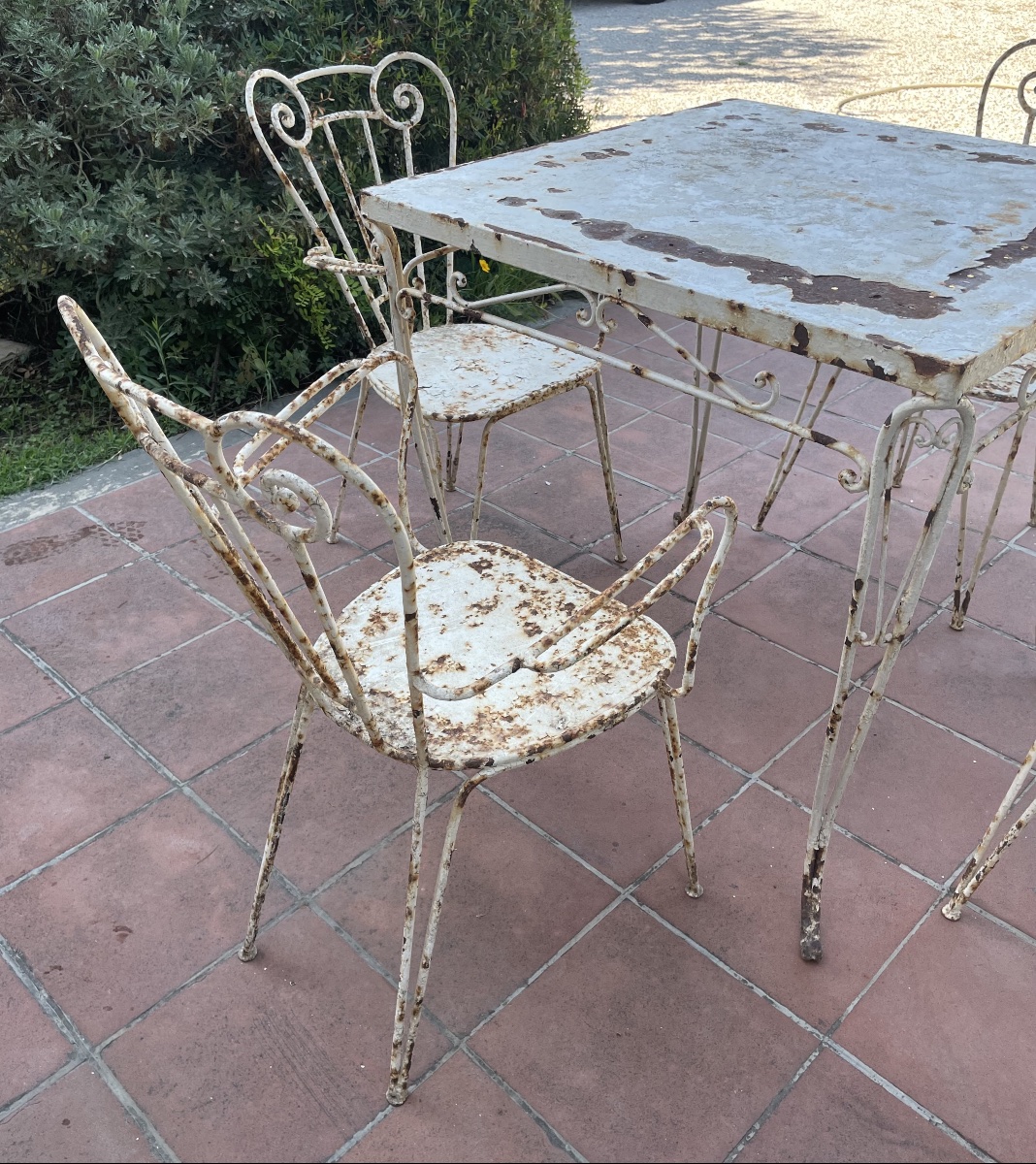 Table et chaises de jardin en fer du XXe siècle-photo-2
