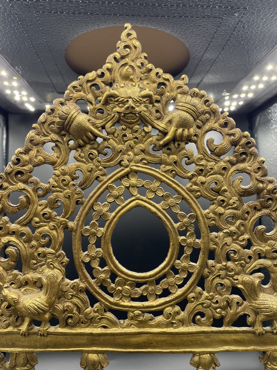 18th-century Sino-tibetan Gilded Bronze Sacred Frame-photo-4