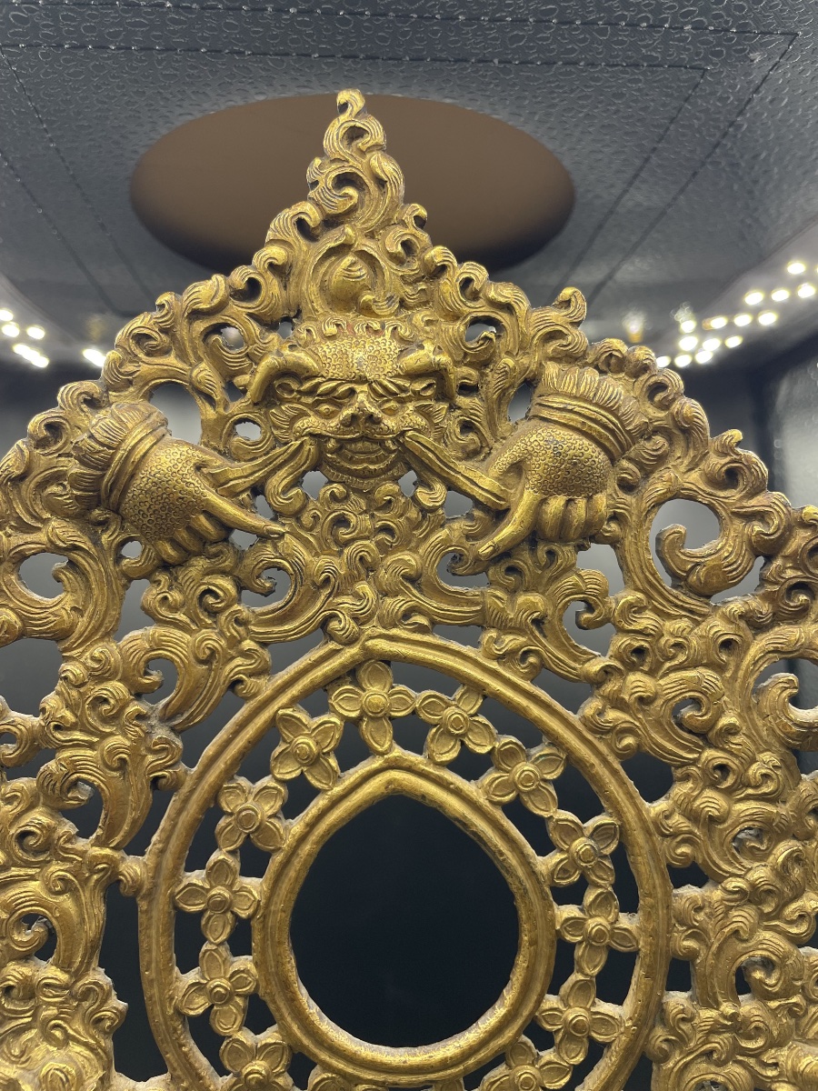 18th-century Sino-tibetan Gilded Bronze Sacred Frame-photo-3