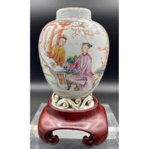 Petit Vase En Porcelaine Chine 18ème Siècle