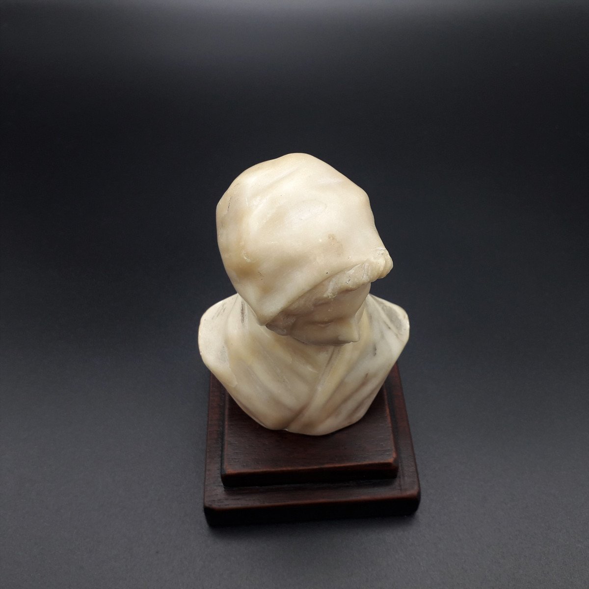 Bust Of Alabaster Girl-photo-5