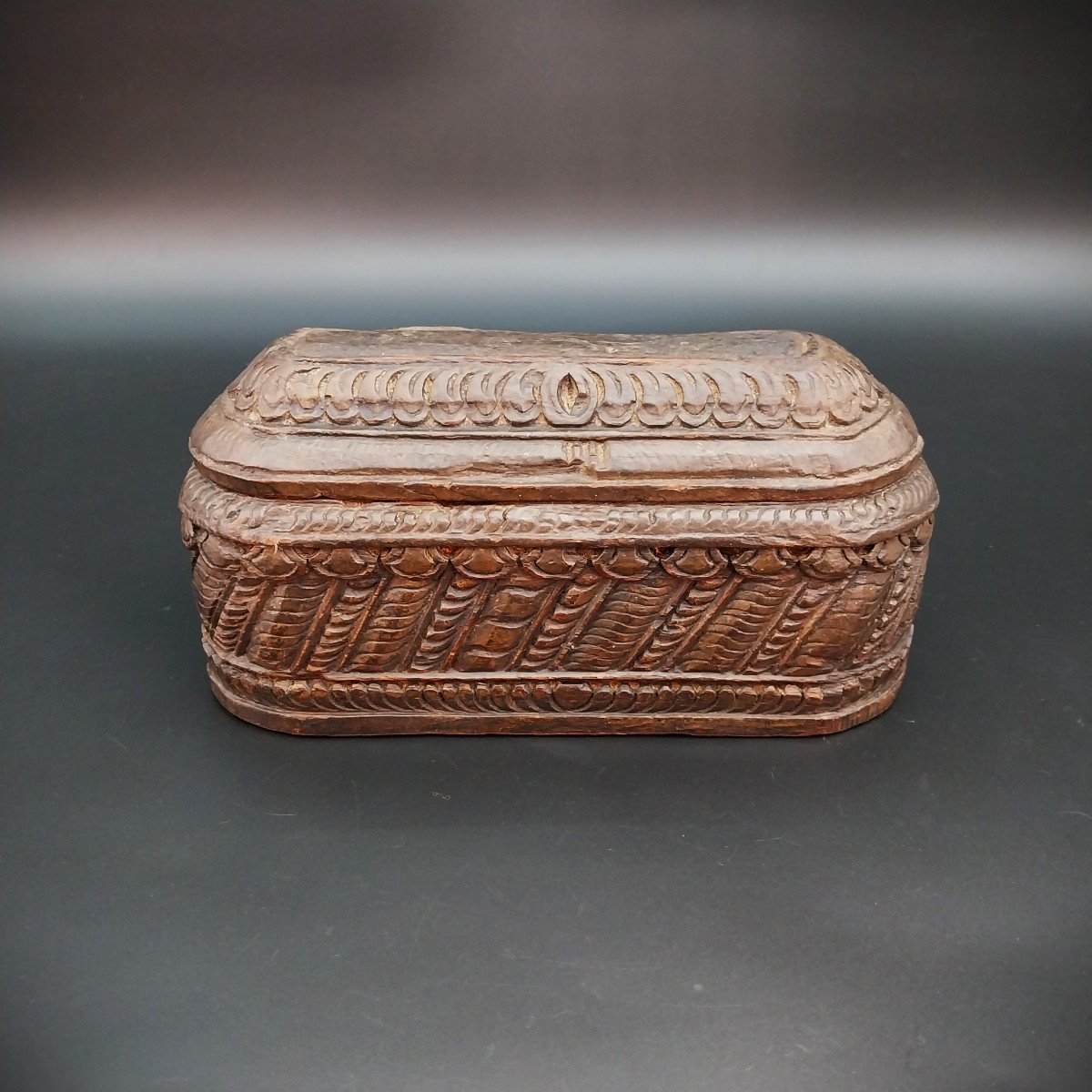 Hand-carved Wooden Box From The 18th Century-photo-2