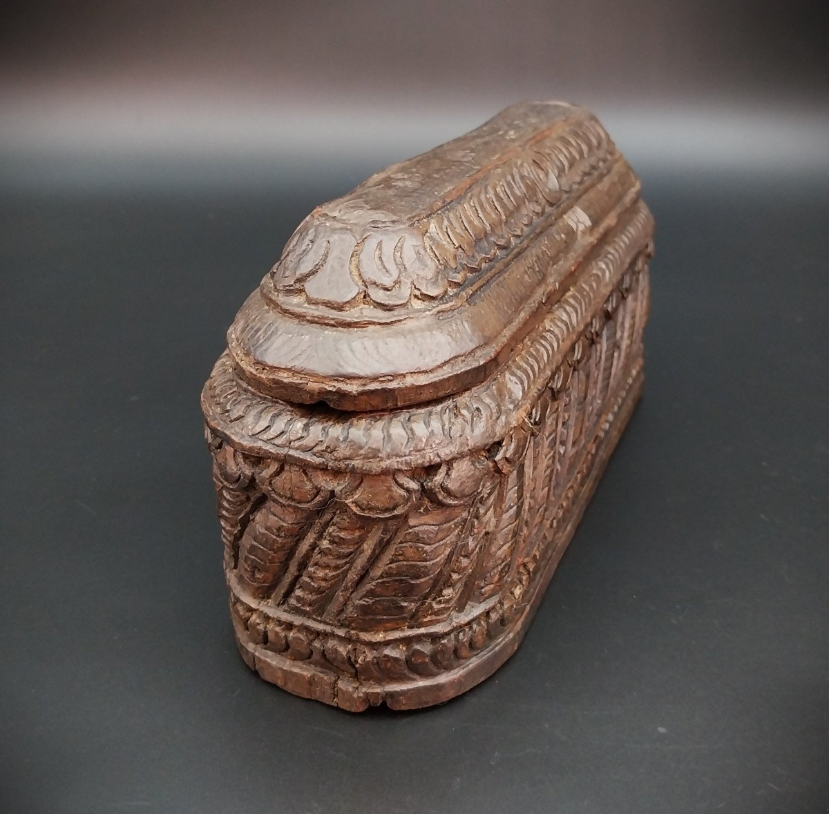 Hand-carved Wooden Box From The 18th Century-photo-3