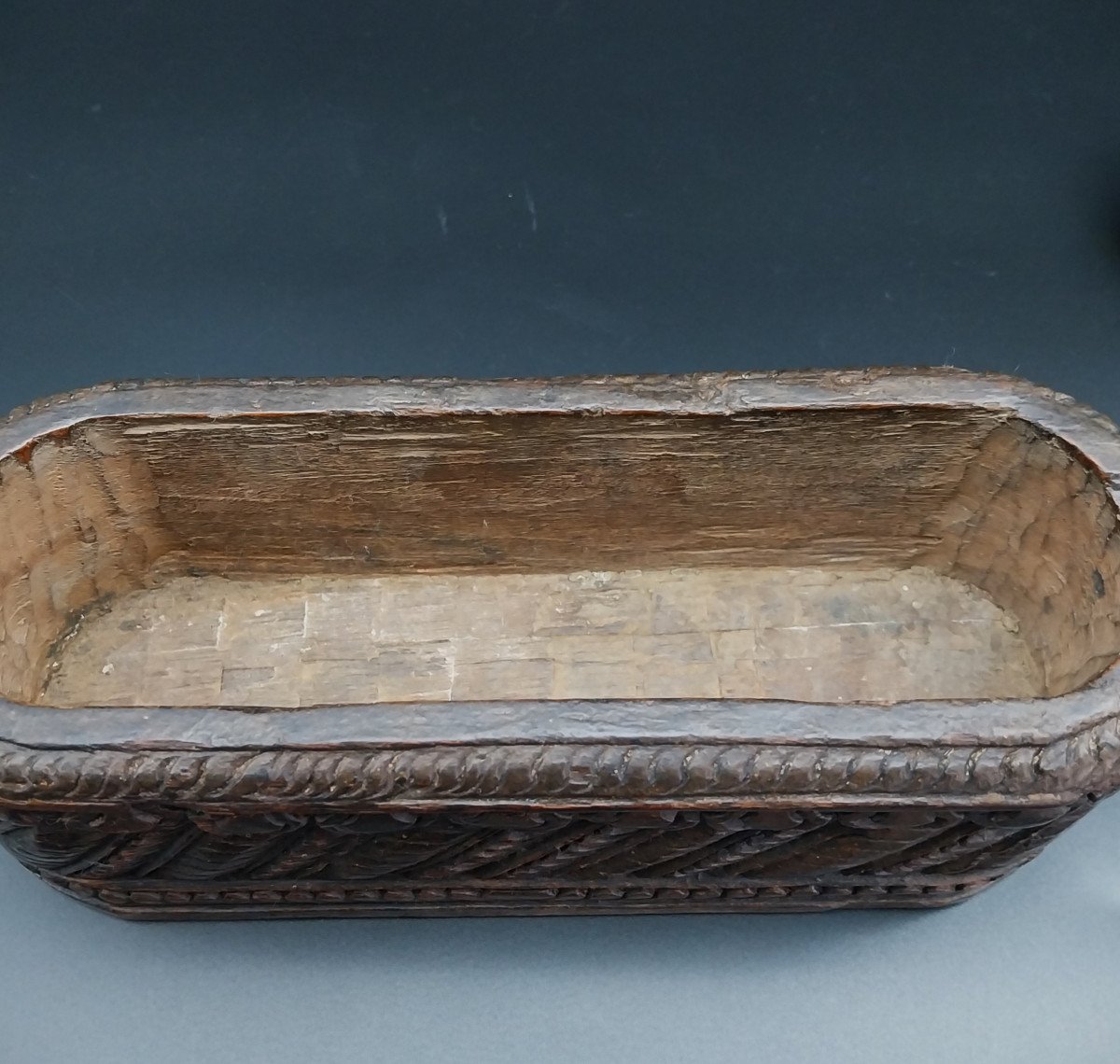 Hand-carved Wooden Box From The 18th Century-photo-6