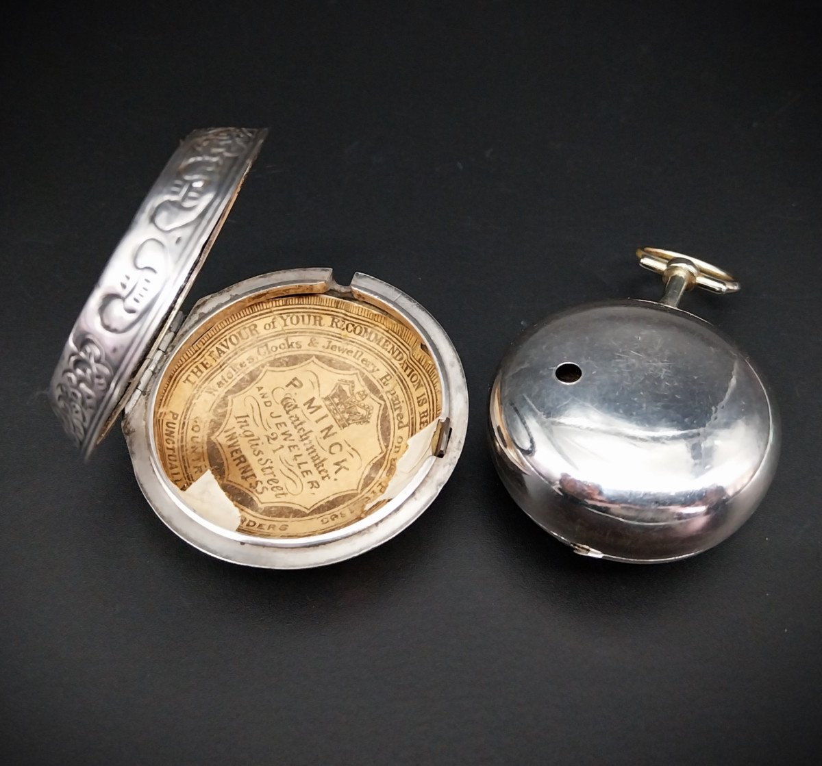 Repoussé Verge Pocket Watch, 18th Century-photo-3