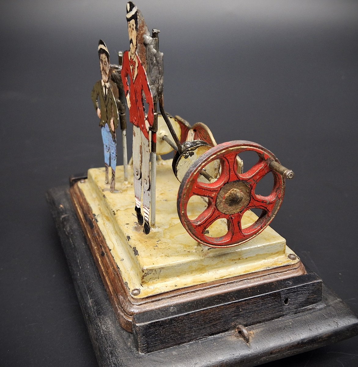 Antique Iron Mechanical Toy From The 1920s, Happy Jack & Happy James-photo-5