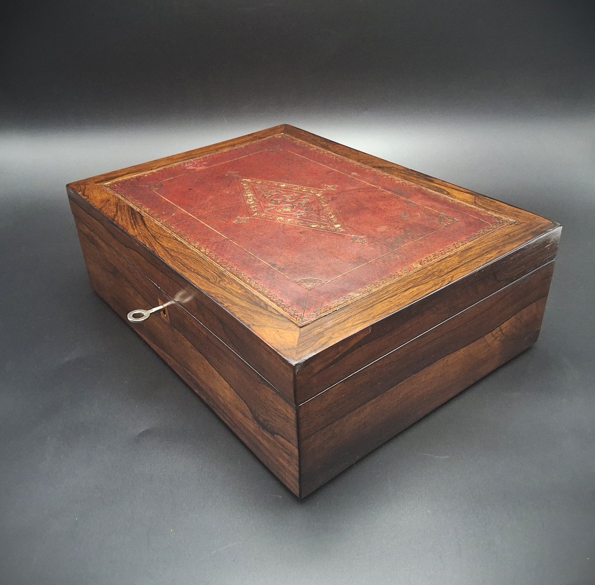 Boîte de voyage en bois de palissandre,  fin du 19ème siècle-photo-2
