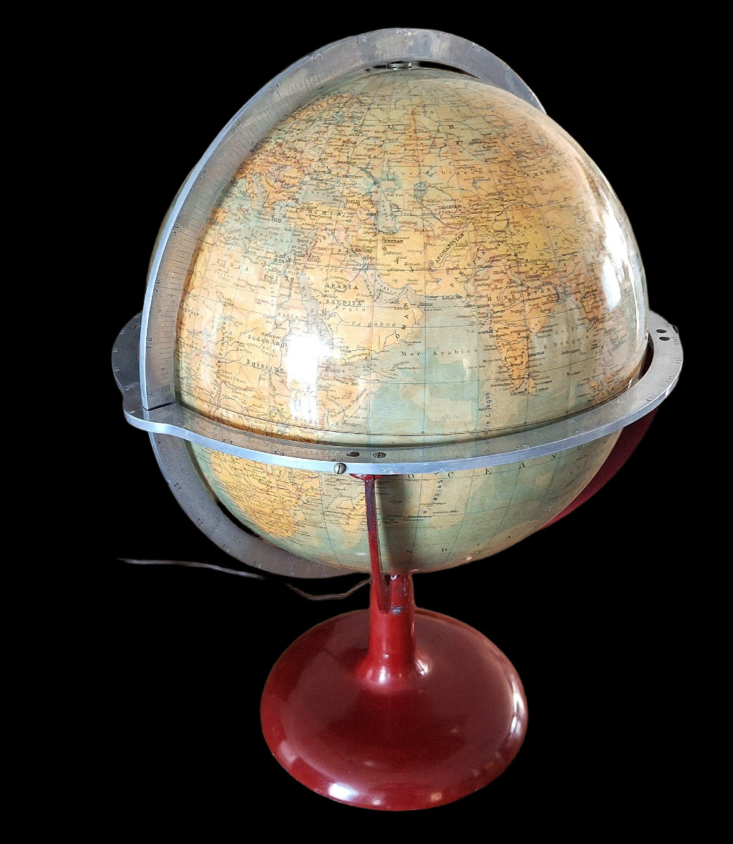 Globe terrestre physique politique , années 60