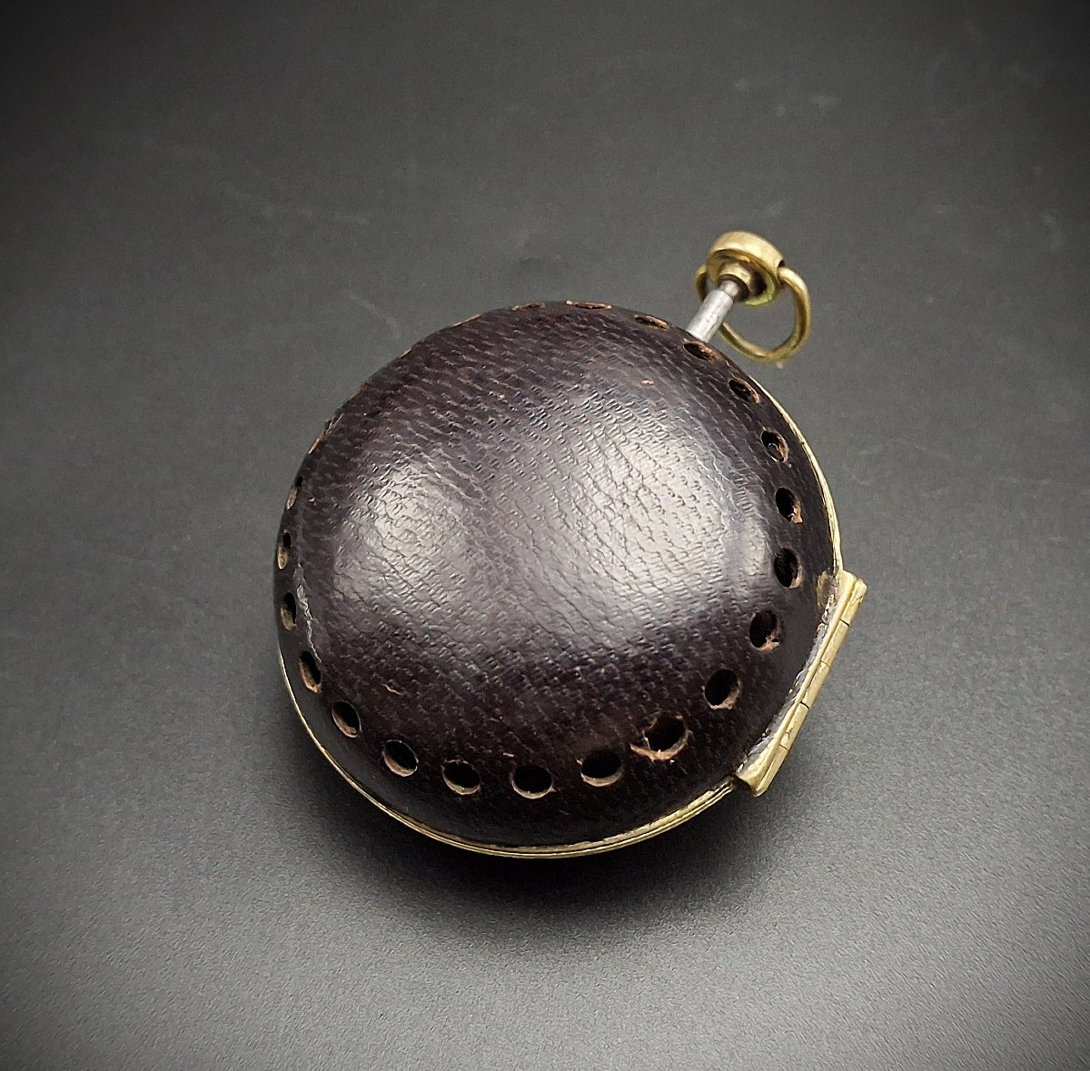 Rare Montre Oignon à  Répétition, XVII siècle, Jean Godde Laisne, 1695.-photo-1