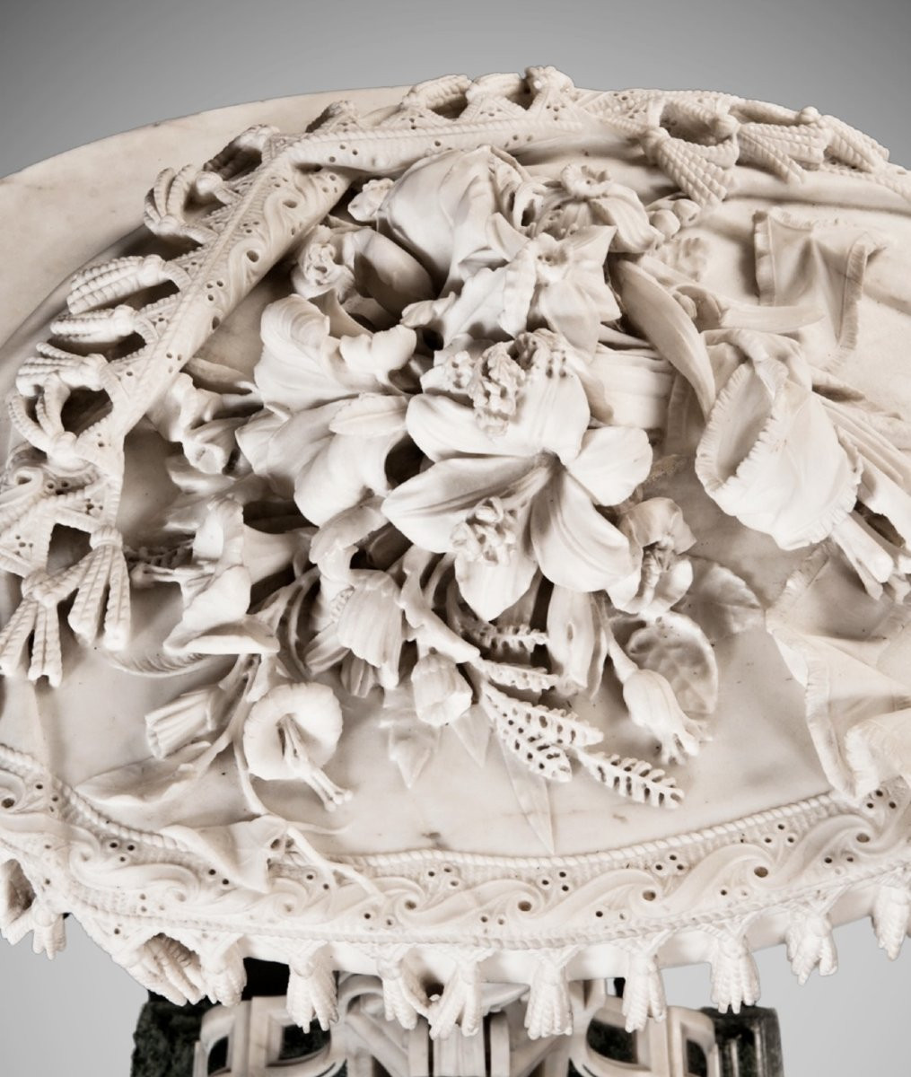  Table néo-Renaissance entièrement sculptée en marbre blanc de Carrare, Florence, seconde moiti-photo-2