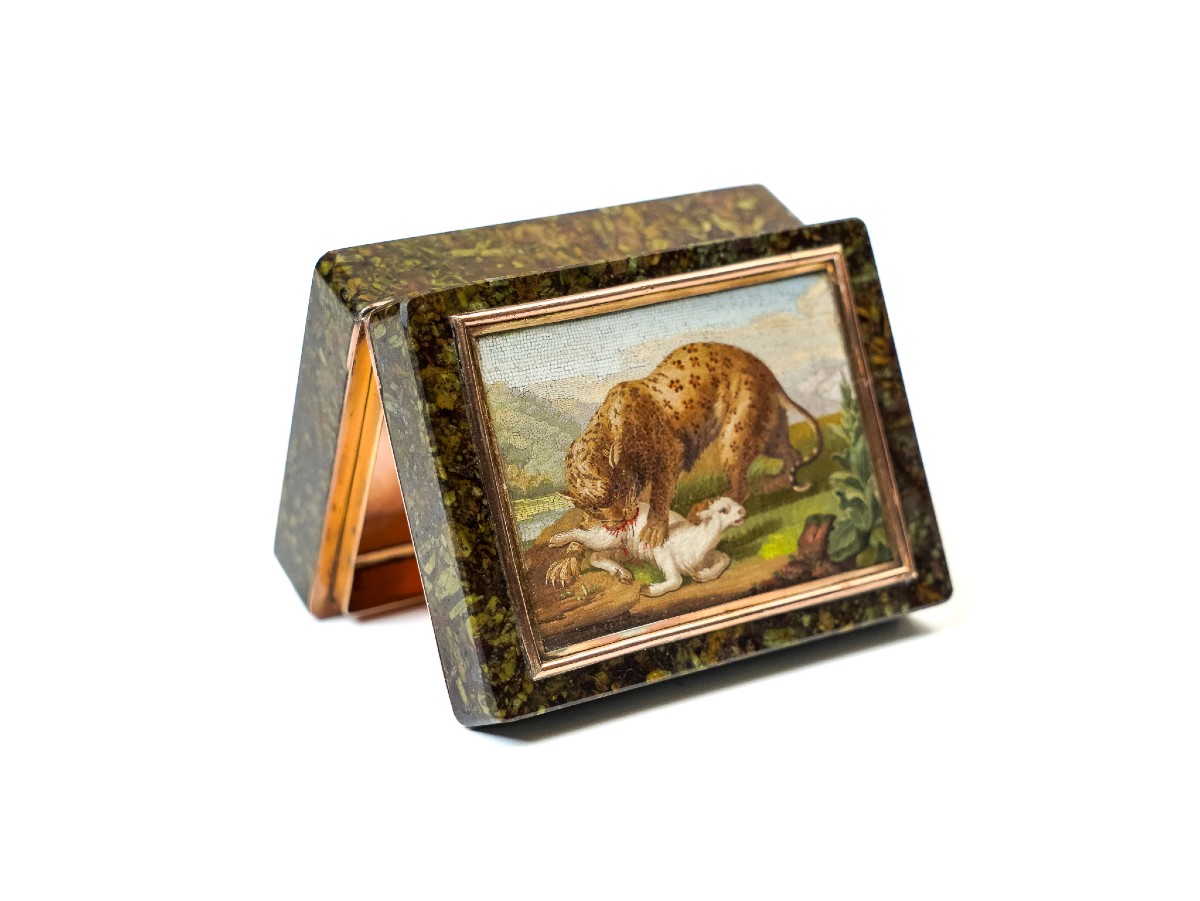 Green Serpentine Snuffbox With Micromosaic – Rome, Late 18th / Early 19th Century