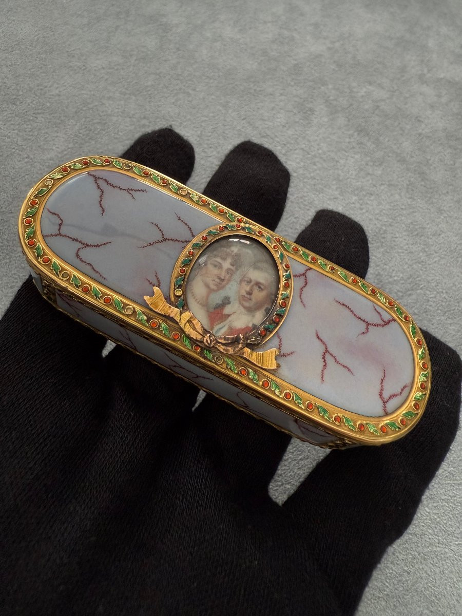 Gold And Enamel Snuffbox, Paris, Circa 1800-photo-2