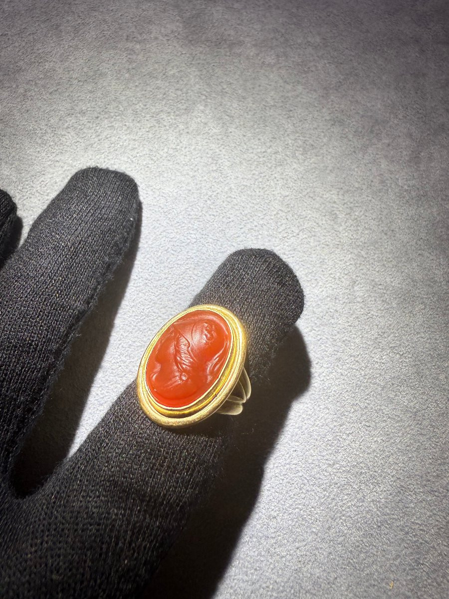 Antique 18 Kt Gold Ring With Red Carnelian Intaglio Of Minerva-photo-2
