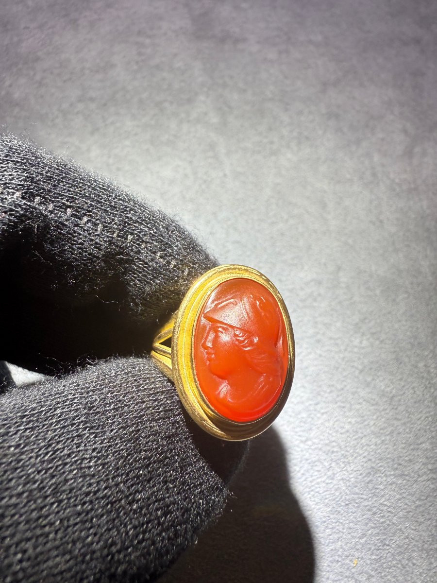 Antique 18 Kt Gold Ring With Red Carnelian Intaglio Of Minerva-photo-1