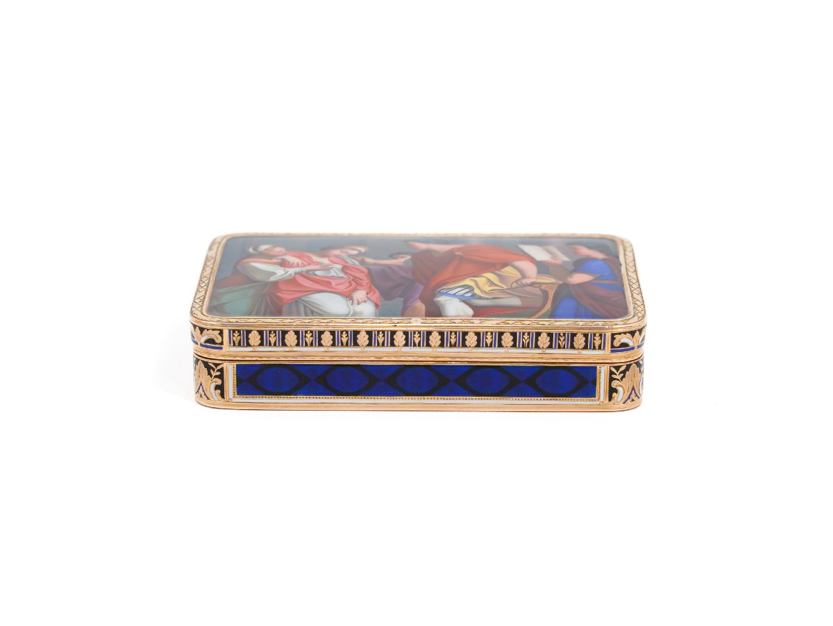 A Swiss Enamelled Gold Snuff-box-photo-2