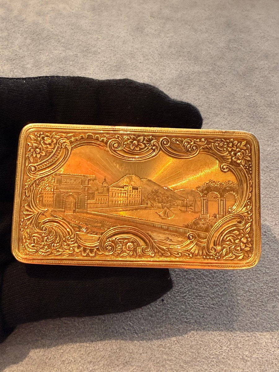 Rectangular Gold Snuff Box, Engraved And Guilloché  Portugal, 19th Century-photo-1