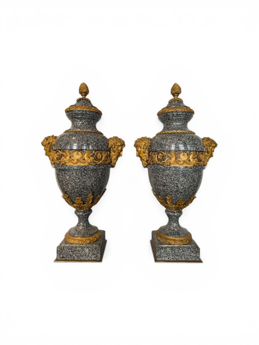 Paire De Vases Français En Porphyre Gris, Attribués à Pierre-philippe Thomire (1751-1843)-photo-1