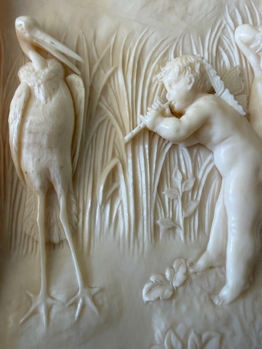 Plaque en ivoire sculpté aux putti ailés et au héron Allemagne, seconde moitié du XIXe siècle-photo-2