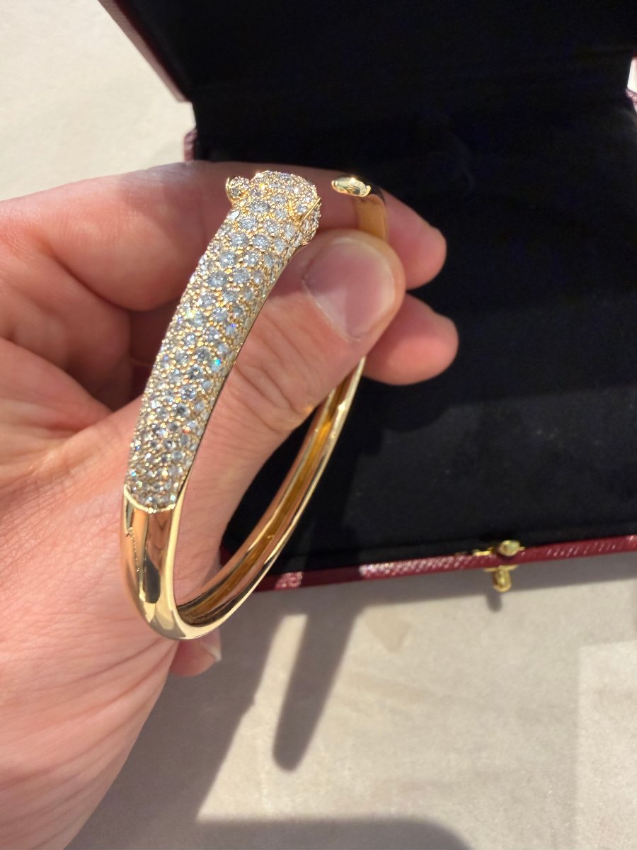 Bracelet Cartier Panthère de Cartier Petit Modèle Half-Pavé en Or Jaune 18 Carats avec Diamants-photo-4