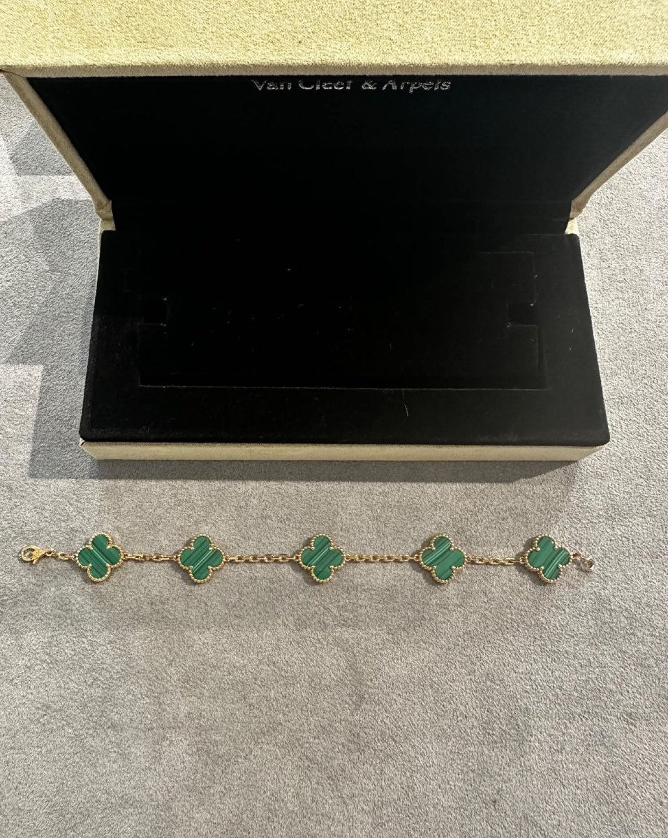 Bracelet Van Cleef & Arpels Vintage Alhambra 5 Motifs en Or Jaune 18 Carats et Malachite -photo-2