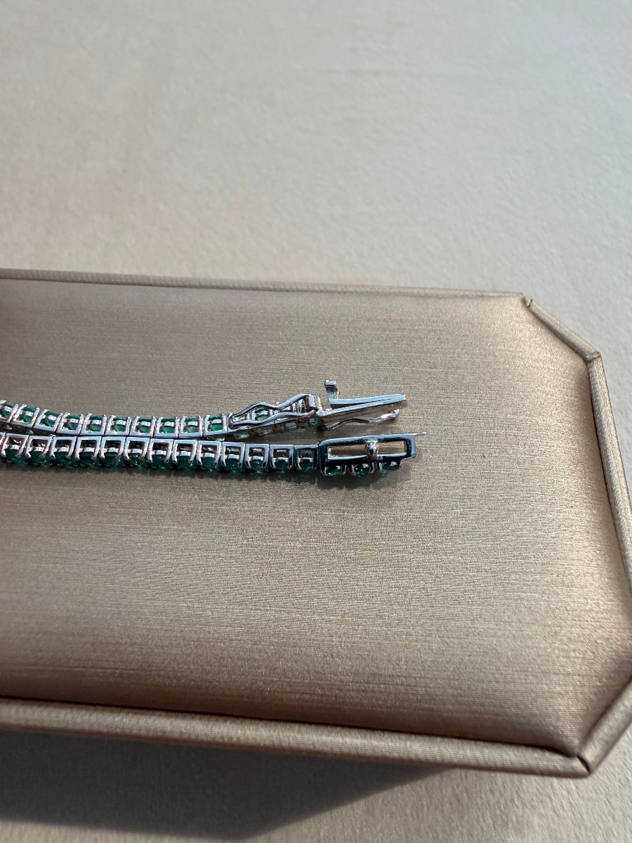 Bracelet rivière Made in Italy en or blanc 18 carats serti d’émeraudes naturelles-photo-2