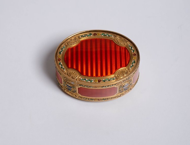 Importante tabatière française en or polychrome et émaux – XIXᵉ siècle-photo-2