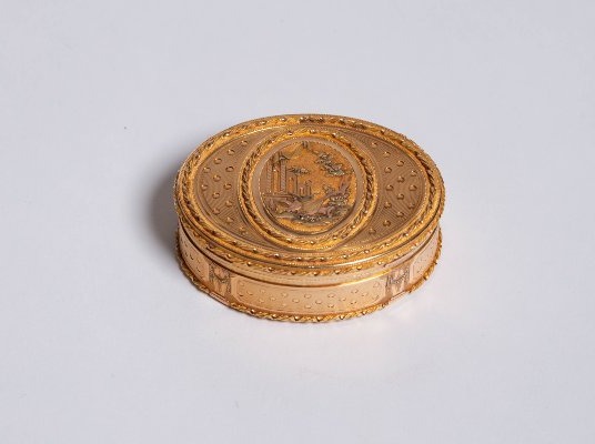 Elegant French Snuffbox In 18-karat Gold, Late 18th Century-photo-3