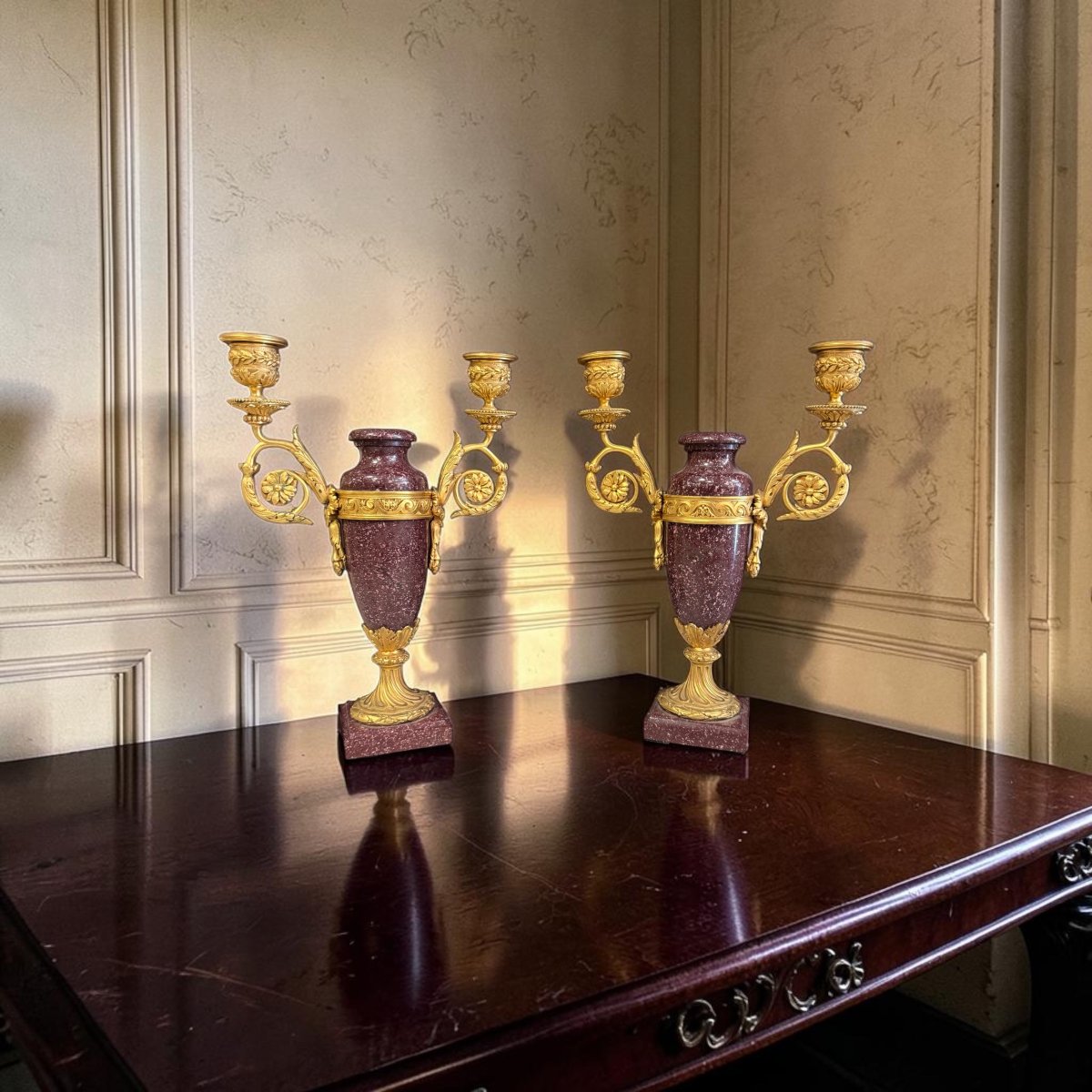Paire de candélabres Empire en porphyre rouge et bronze doré, France, début du XIXe siècle-photo-2