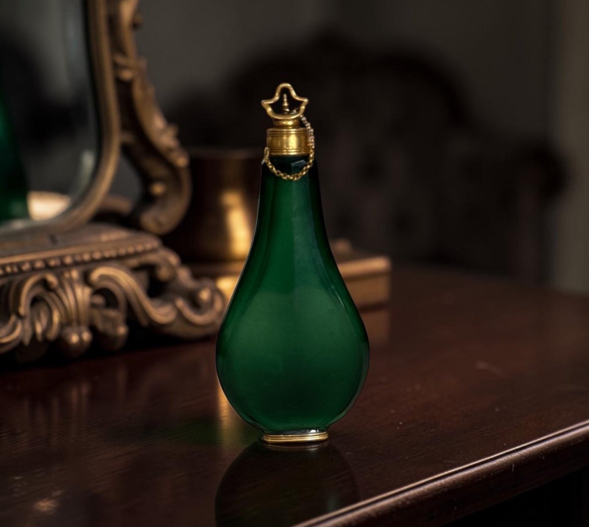 Elegant French Perfume Bottle Made Of Faceted Green Glass And 18-karat Gold