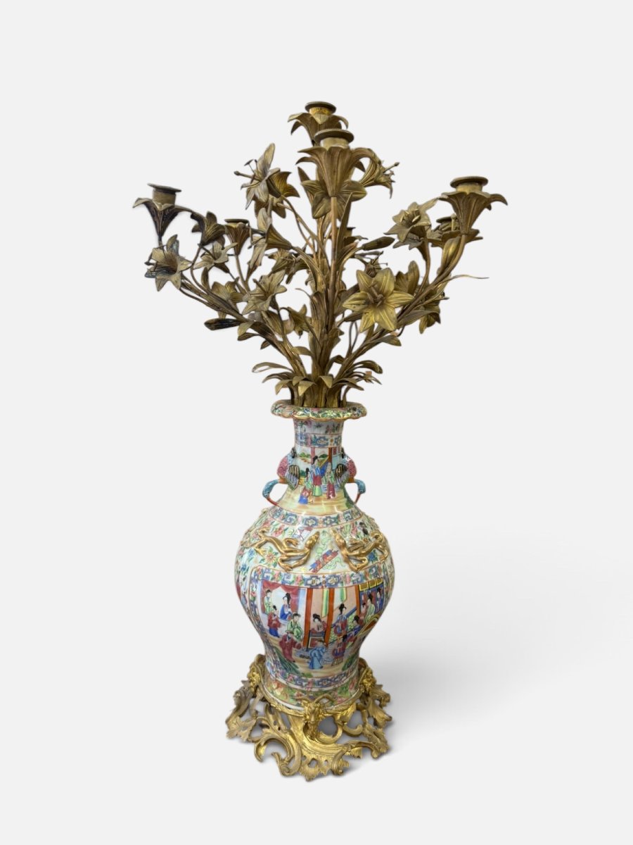 An Important Pair Of Large Chinese Canton Porcelain Vases-photo-3