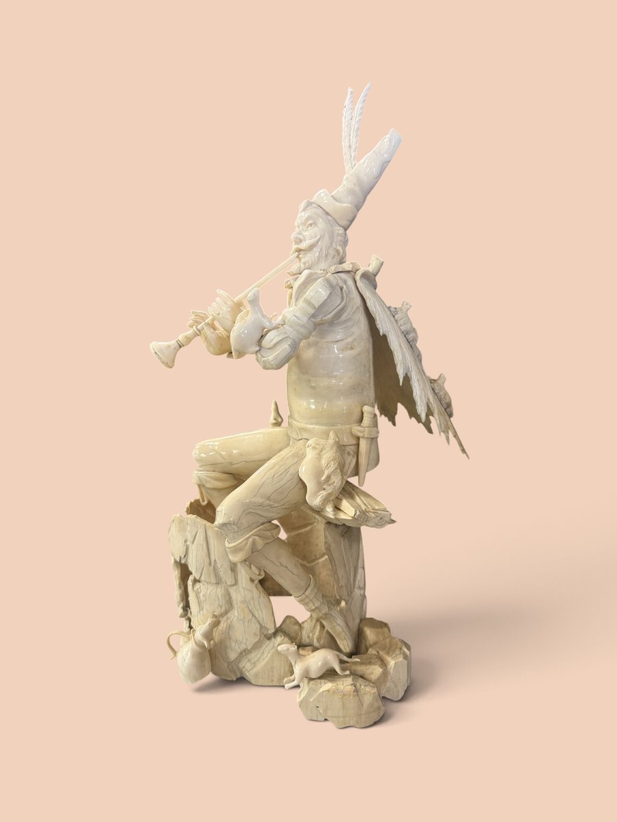 German Ivory Sculpture Depicting A Piper, 19th Century-photo-4