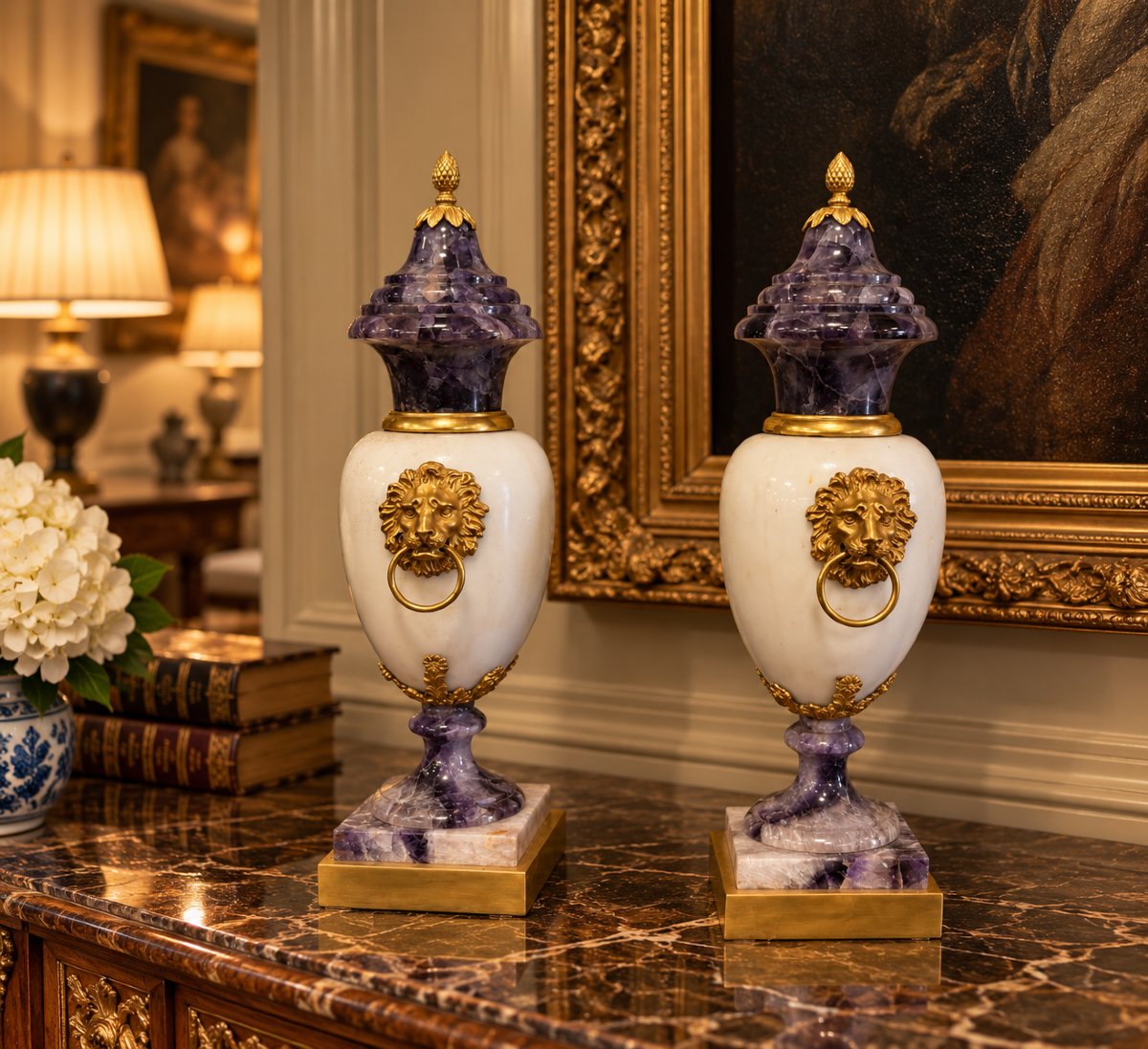 Paire de vases en marbre blanc statuaire, Blue John et bronze doré – France, époque Napoléon II-photo-3