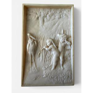 Carved Ivory Plaque With Winged Cherubs And A Heron; Germany, Second Half Of The 19th Century